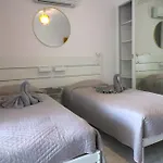 Villa Quinta Flores, Lote 9 *