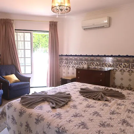 Quinta Flores, Lote 9 וילה