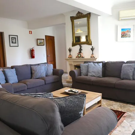 Quinta Flores, Lote 9 Βίλα Αλμπουφέιρα