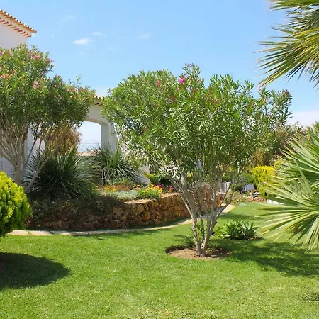 Quinta Flores, Lote 9 * Albufeira