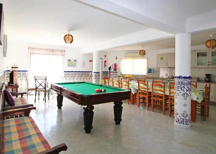 Quinta Flores, Lote 9 * Albufeira