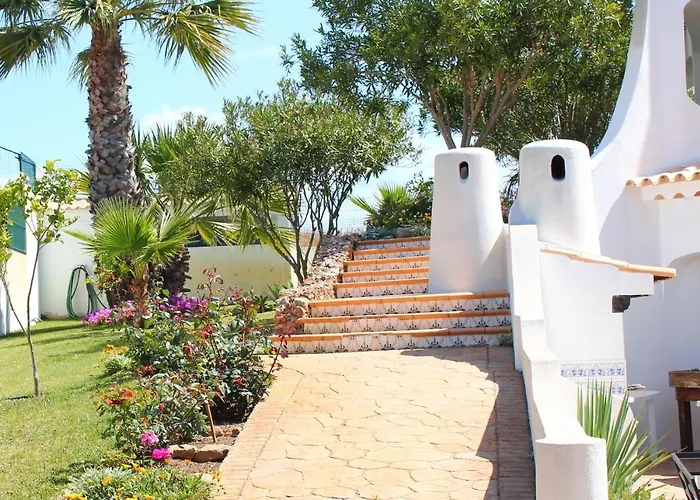 Quinta Flores, Lote 9 * Albufeira