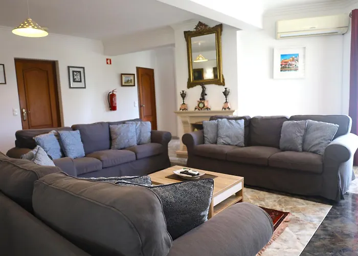 Quinta Flores, Lote 9 Willa Albufeira